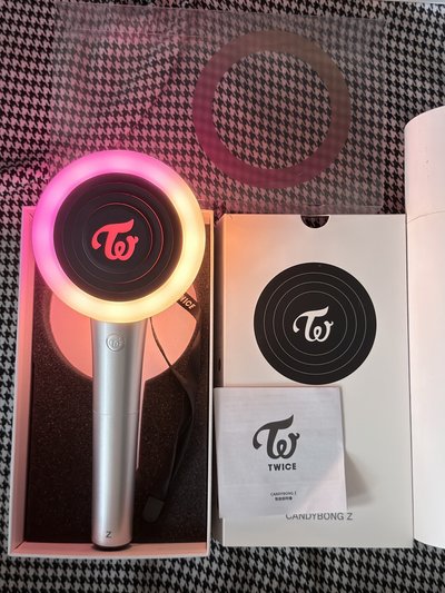 （現貨 一日內寄出）twice 一代 二代 糖果棒 手燈