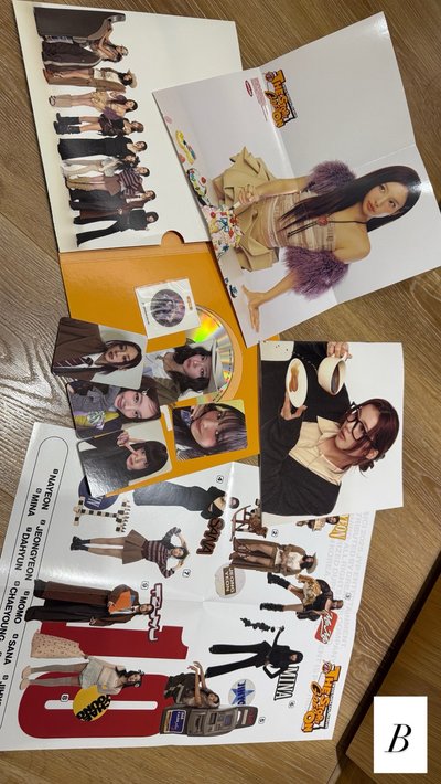 TWICE TEN SANA版