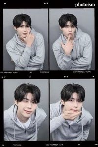 𝗛𝗢𝗢𝗗𝗜𝗘 𝗪𝗜𝗧𝗛 𝗠𝗘! snapism 四格造型 貼紙 