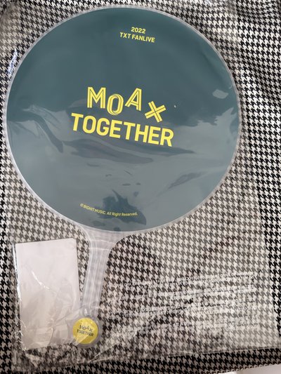 （現貨 紙箱寄出 可當日寄出）TXT 2022 Fanlive 崔然竣 大扇 扇子