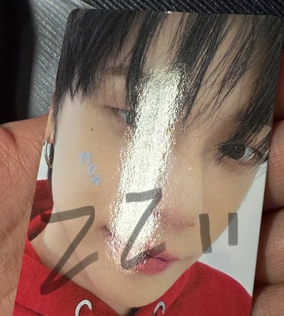 臉上還有moa的男人