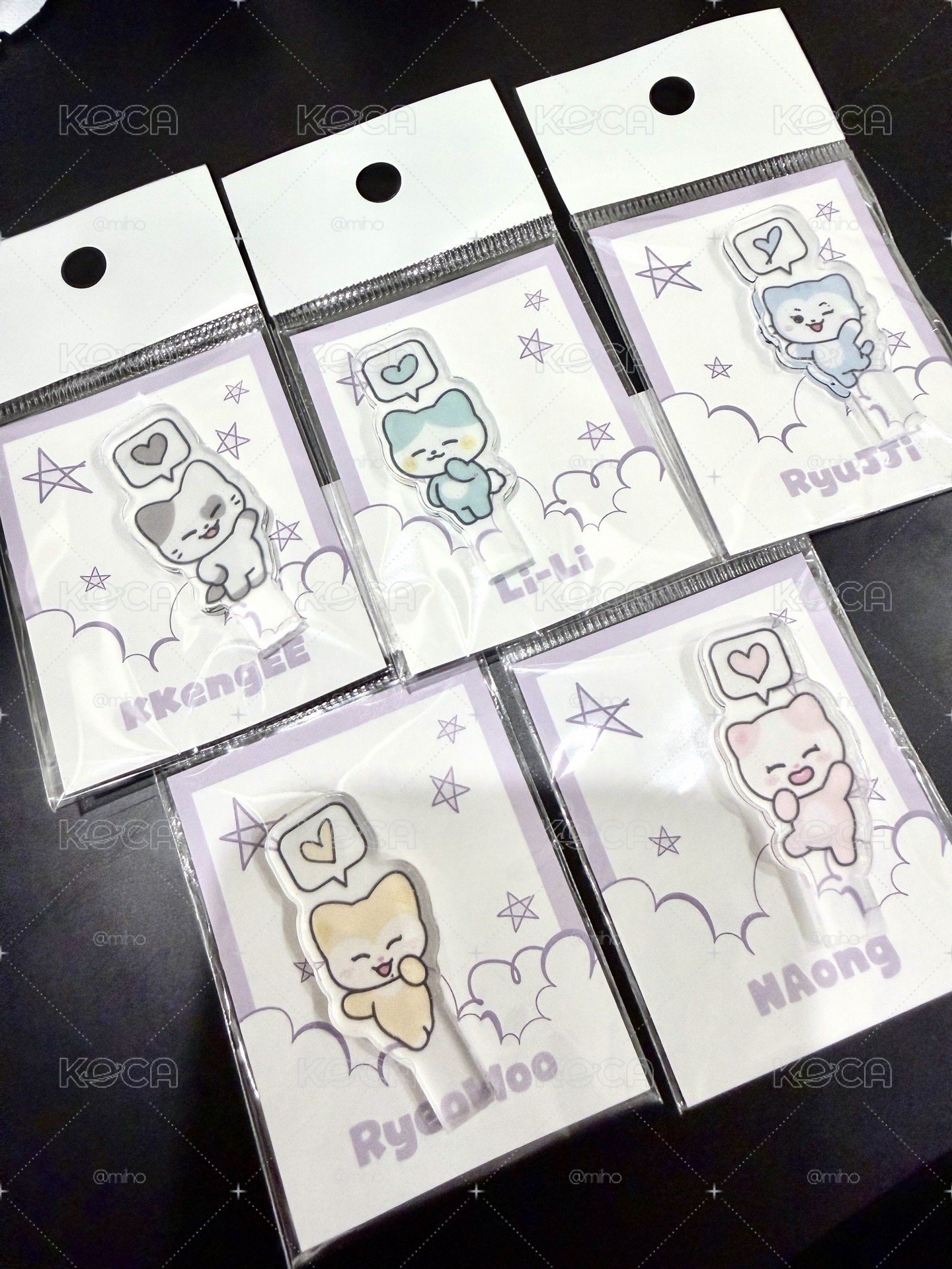 👑TWINZY 手燈立牌