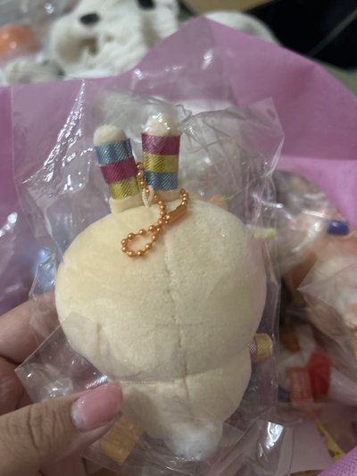 日版 吉伊卡哇 螢光兔吊飾娃