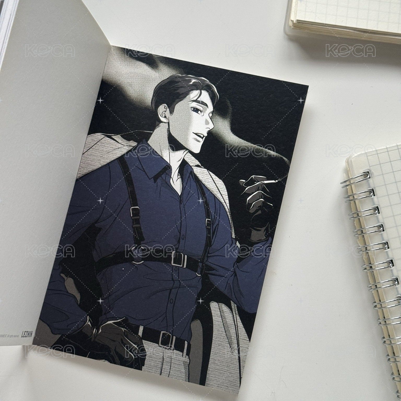 韓版實體書 明信片 首限 背面