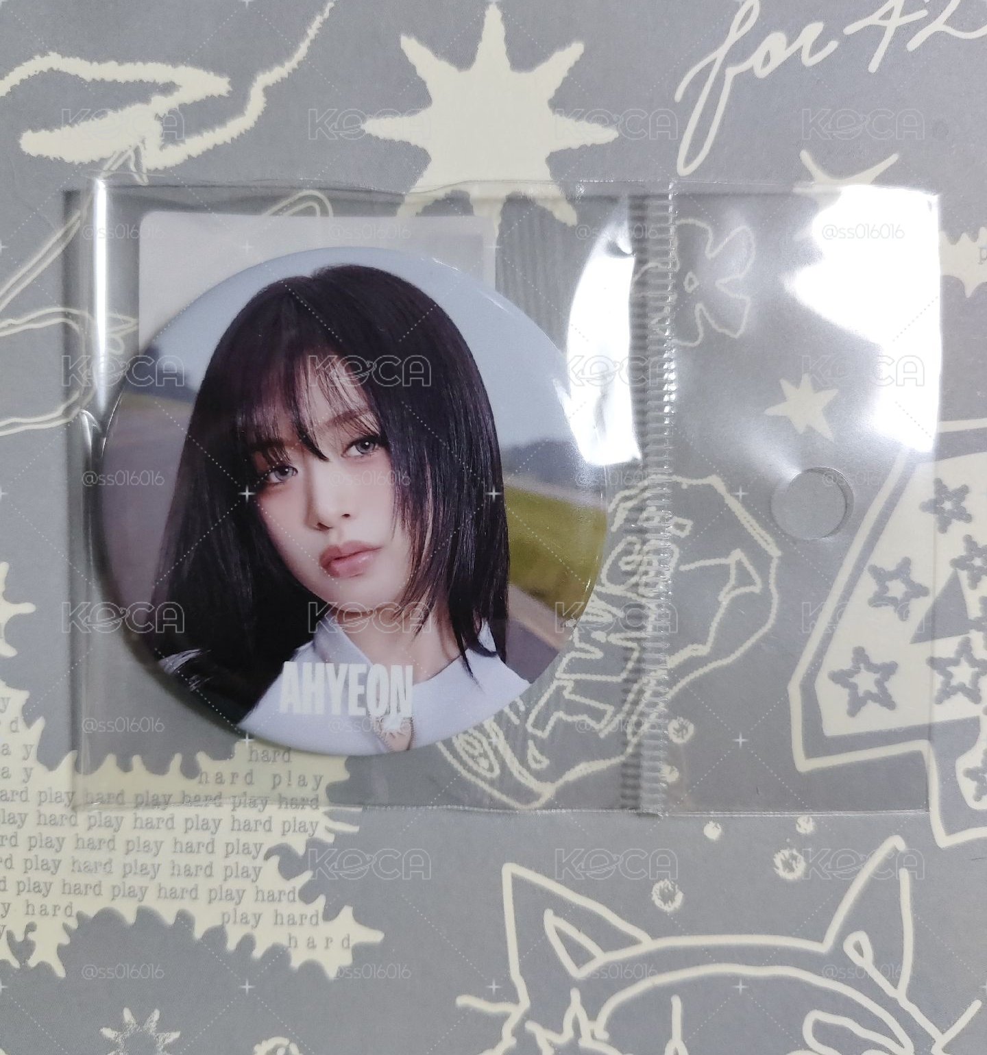 「THANKS MONSTIEZ 2026」快閃店 徽章 