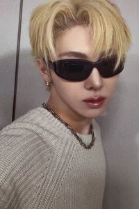 迷一 微樂客 簽售卡 中文卡背