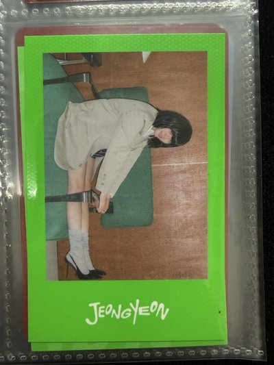 TWICE正規四 綠版電子專固配