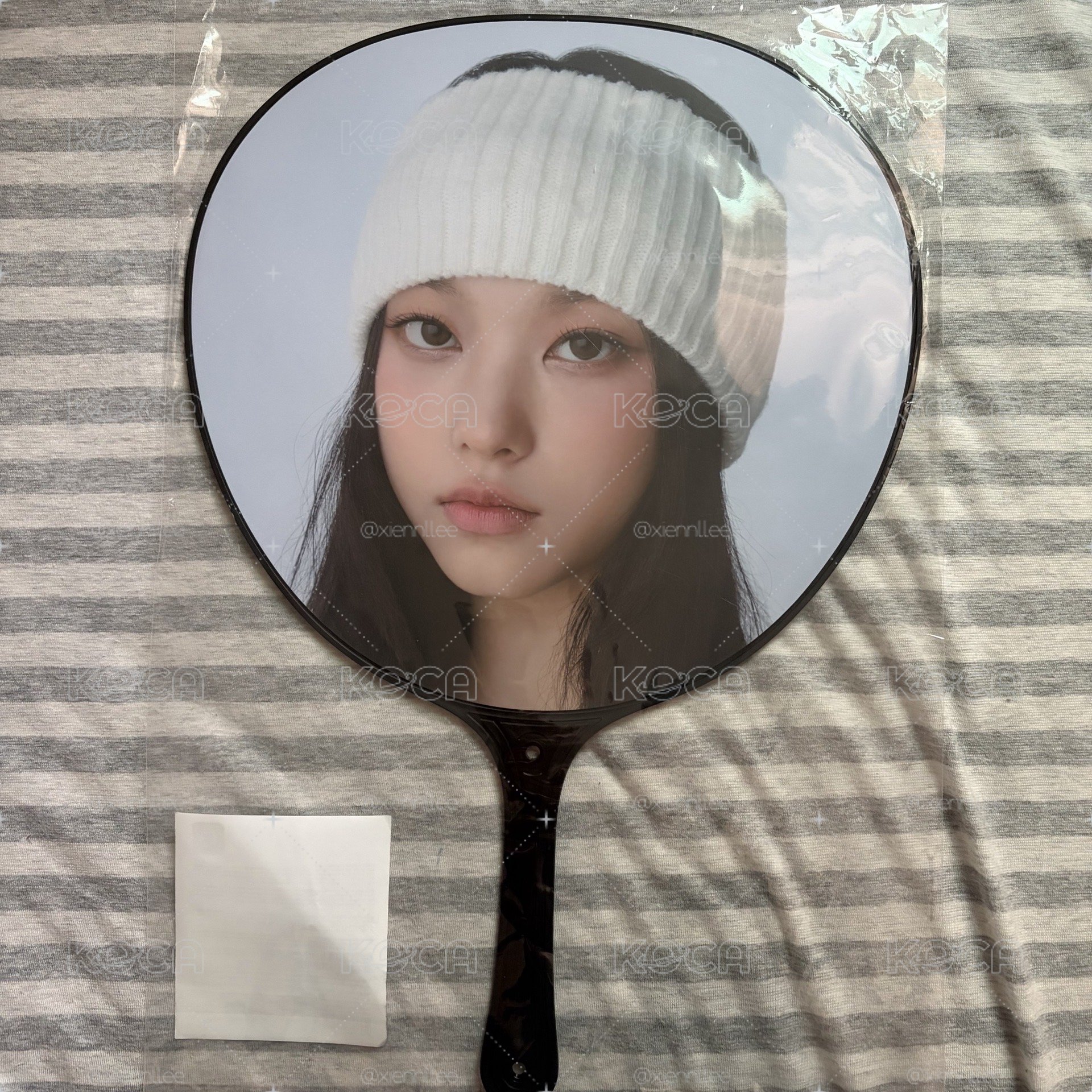 Haerin快閃扇子
