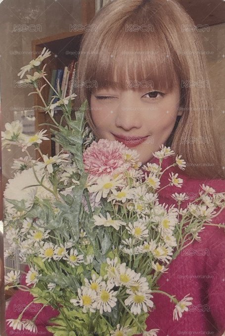 金髮捧花妮