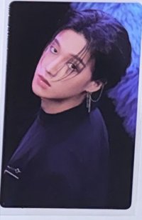 友榮黑衣唇環