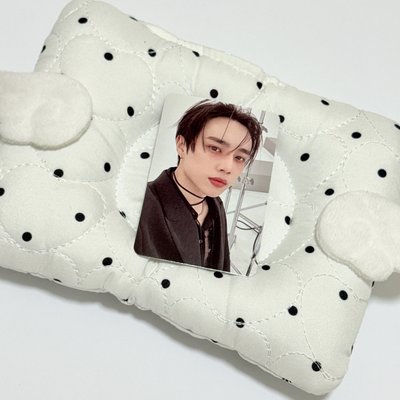 貓耳旴（頭上有洞）