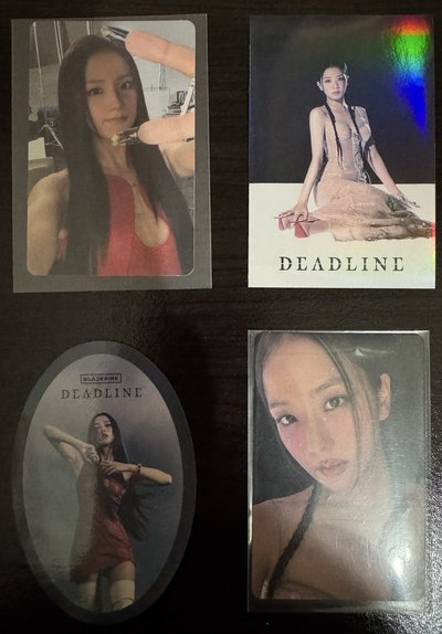Jisoo-DEADLINE 專輯卡+貼紙