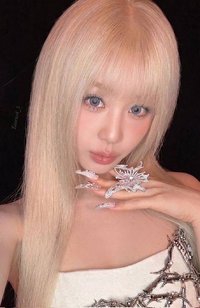 춤 (CHOOM) Crimson Ver. 專輯卡 