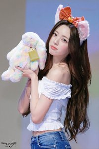 🌈棉花糖31cm（金標）ITZY YUNA拿過（見圖二😍）