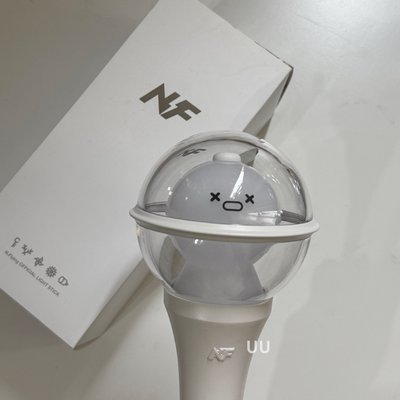 N.flying一代手燈