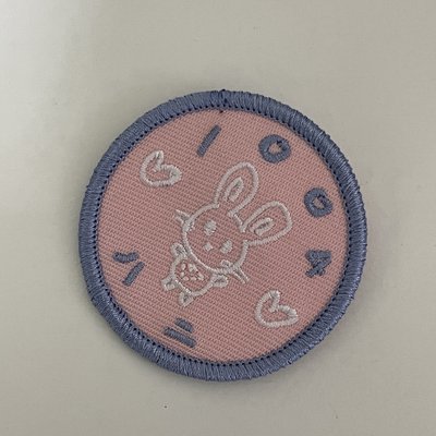 19‘FM HANA 別針襟章 尹淨漢