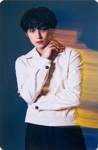 Instinct 初回限定盤 專輯卡 