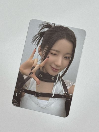 yg 單封預售特典卡-角🐰