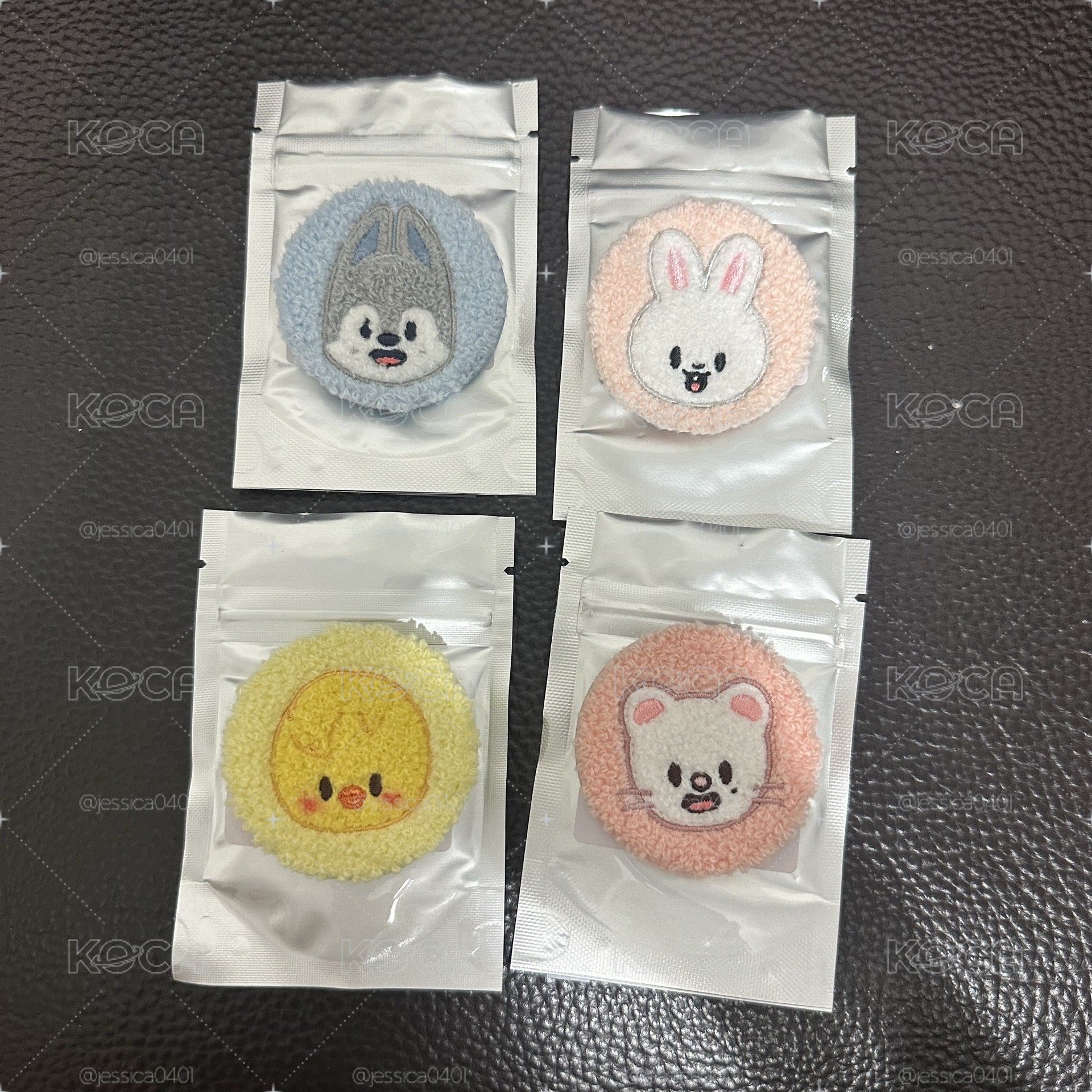 SKZOO 豆豆眼毛絨徽章