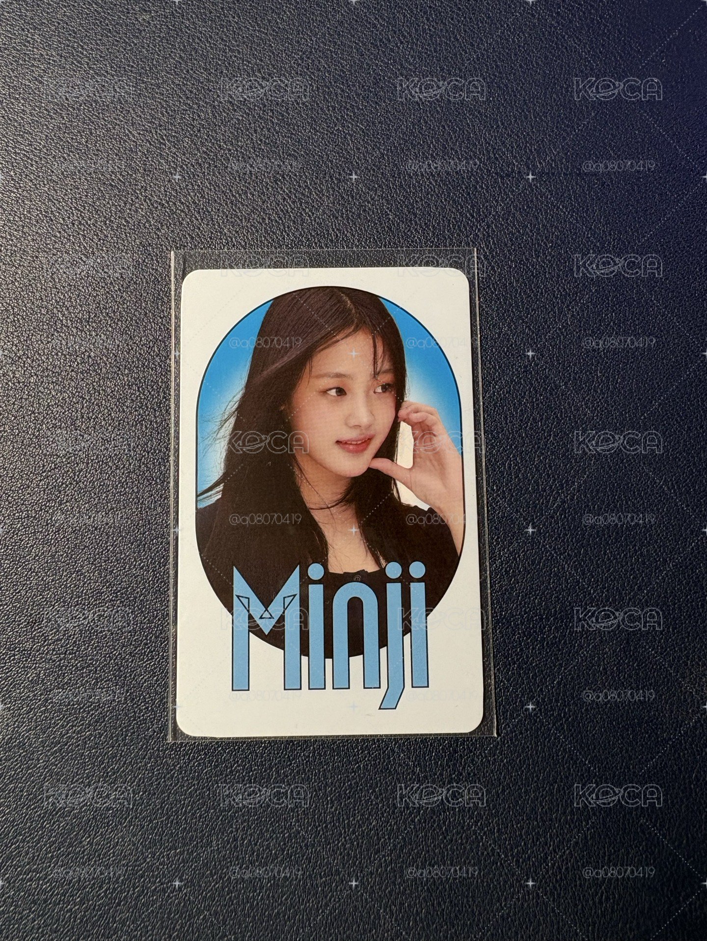 Minji 小卡 