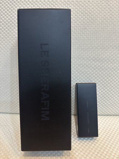 LE SSERAFIM 官方手燈&小手燈鑰匙圈