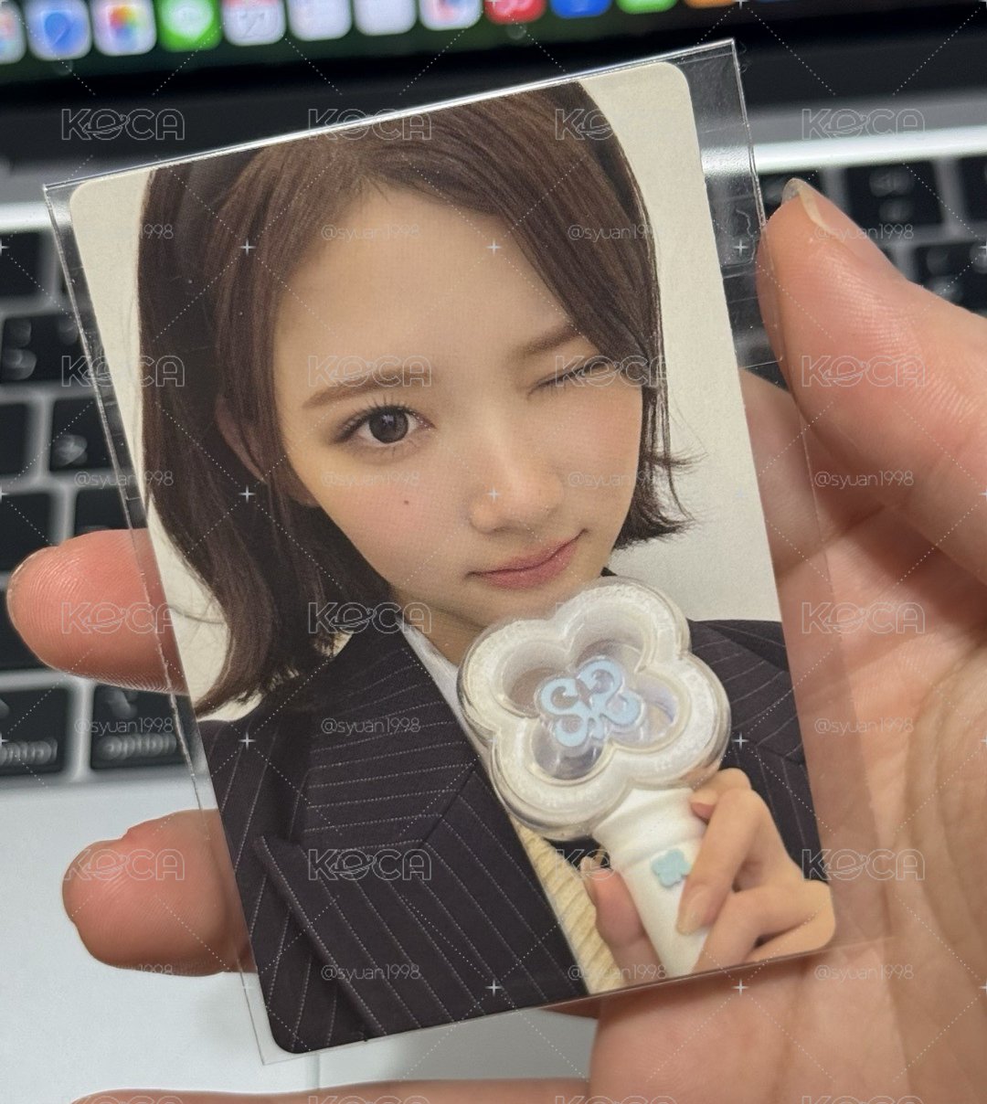 jiwoo 手燈卡