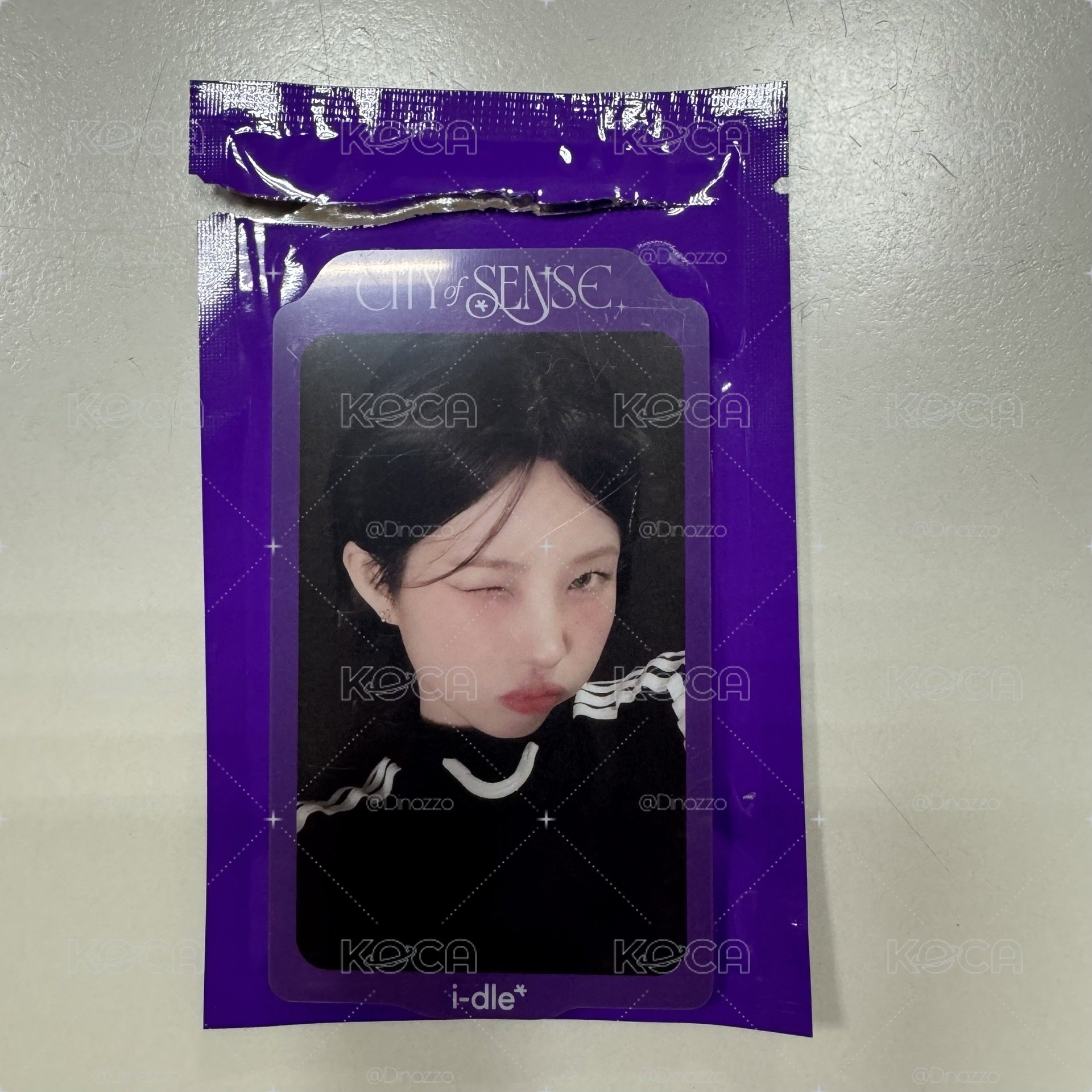 現貨｜i-dle展覽磁鐵-娟