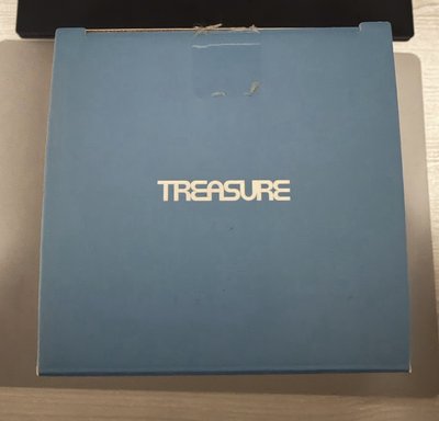 TREASURE 一代手燈（二手）