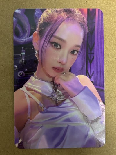 Girls 專輯卡 D版柚