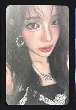 wf銀色女子