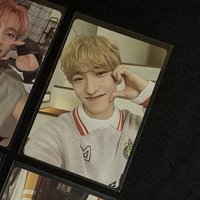 金毛臉頰愛心