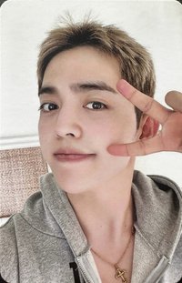 CxM ‘𝙃𝙔𝙋𝙀 𝙑𝙄𝘽𝙀𝙎’ 專輯卡 COMPACT ver.