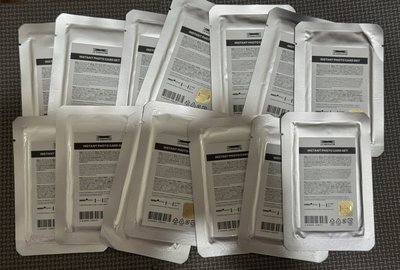 easy快閃店 卡包未拆