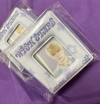 是溫證件照卡冊