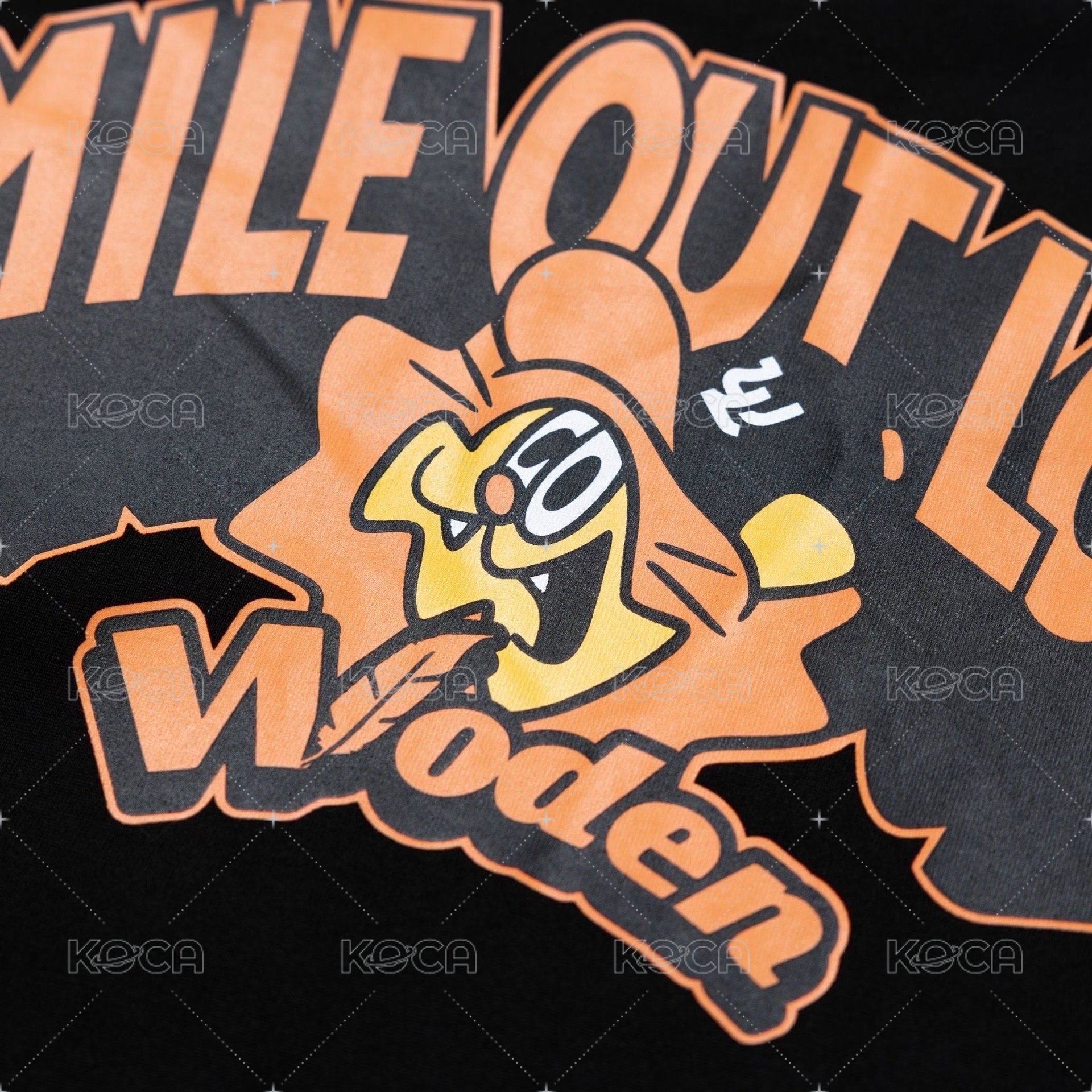 【Woden x Unilions x Yamama】 Smile Out Loud 標語Tee 黑