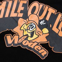 【Woden x Unilions x Yamama】 Smile Out Loud 標語Tee 黑