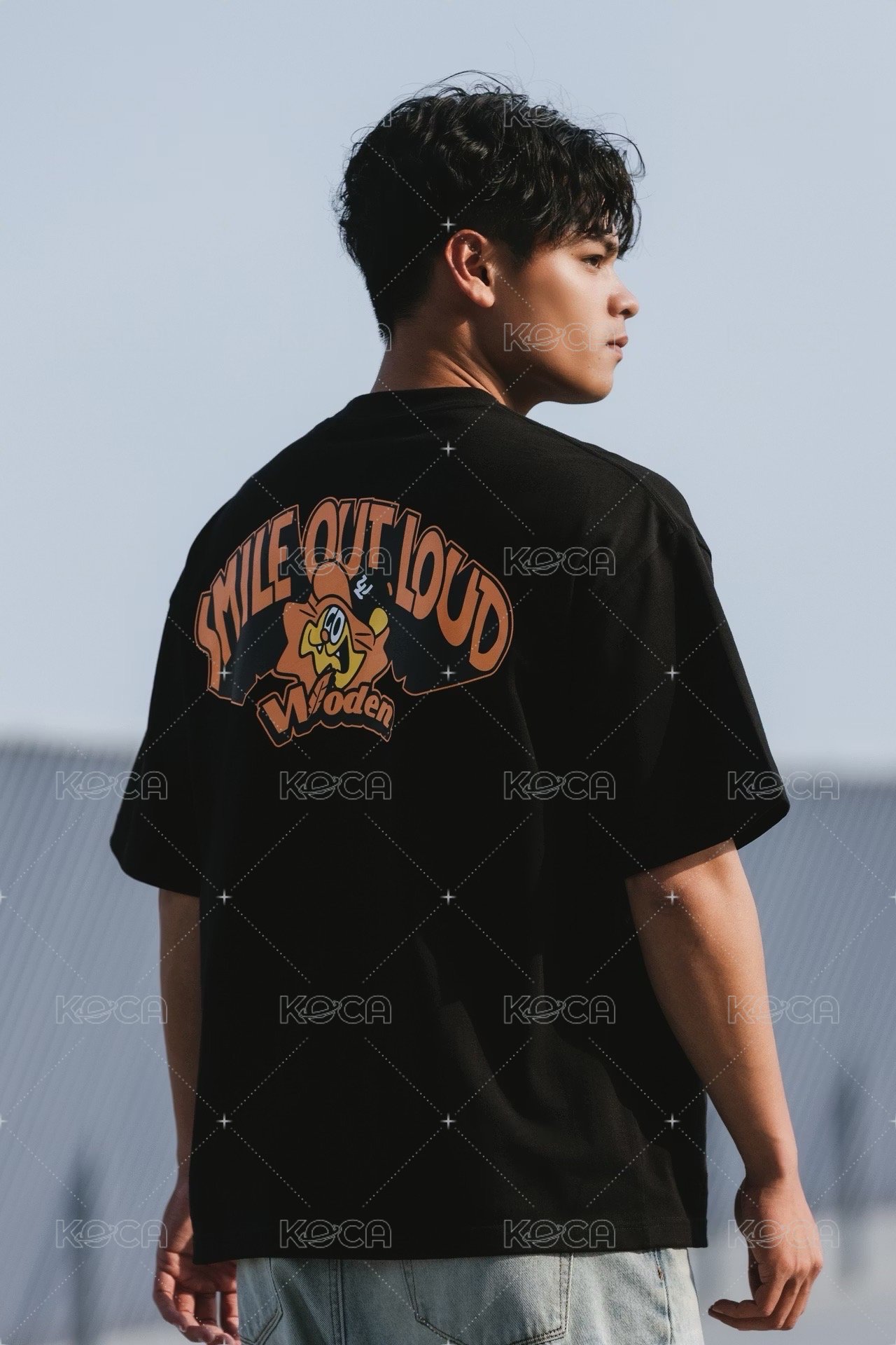 【Woden x Unilions x Yamama】 Smile Out Loud 標語Tee 黑