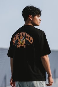 【Woden x Unilions x Yamama】 Smile Out Loud 標語Tee 黑