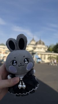 努力存錢養男人(｡･ω･｡)