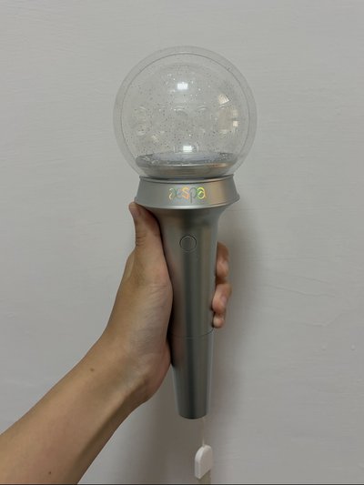 現貨｜aespa 官方一代手燈 二手 有損 有原盒