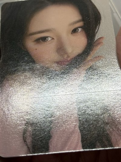 員瑛代言卡 中文卡背