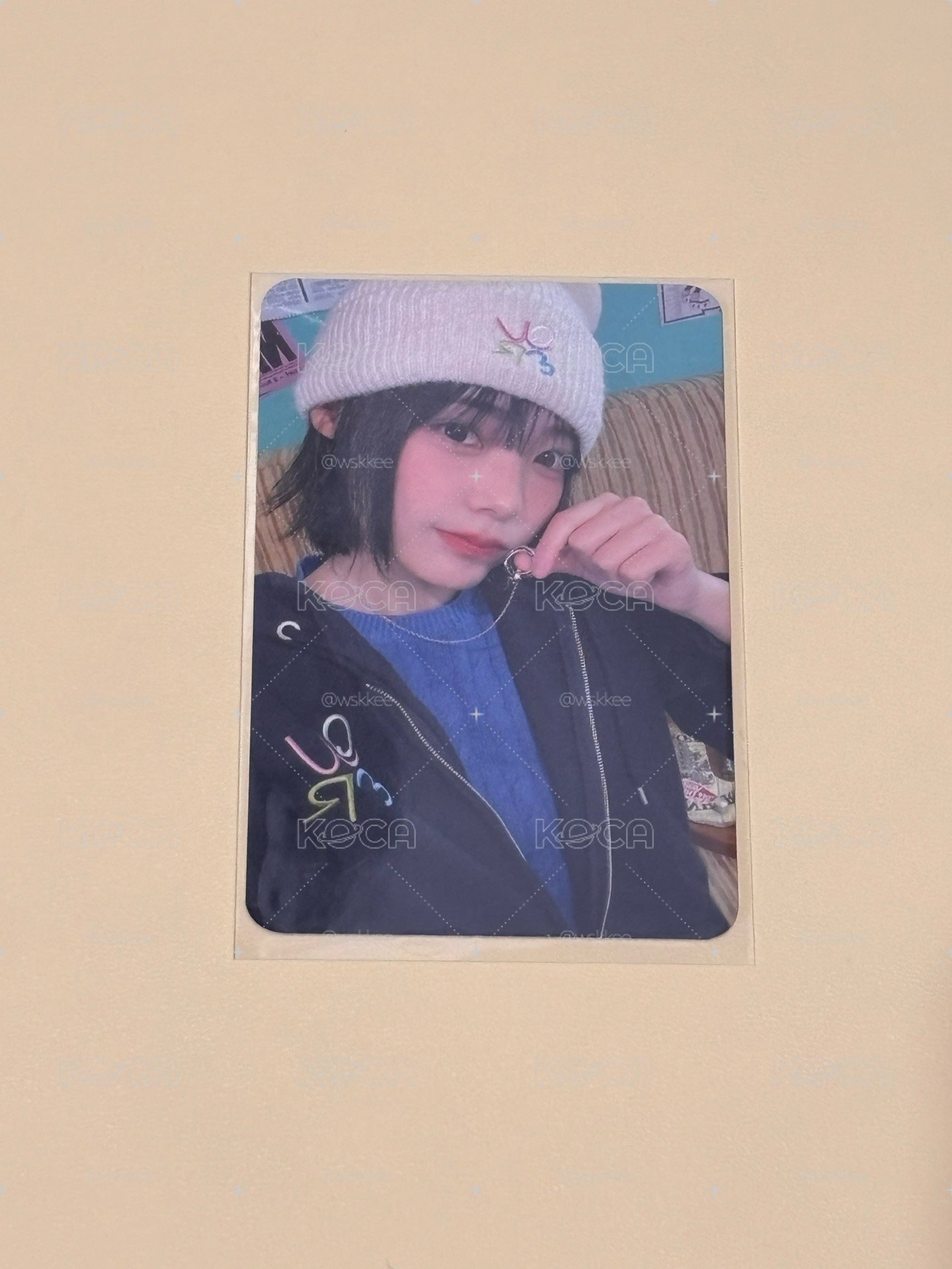 WHO.A.U 燕 Siyeon 小卡