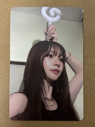 （瑕）aespa Karina 柚子 周邊卡 手燈卡3.0 柚-161