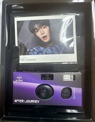 張瀚音boys planet 展覽相機組