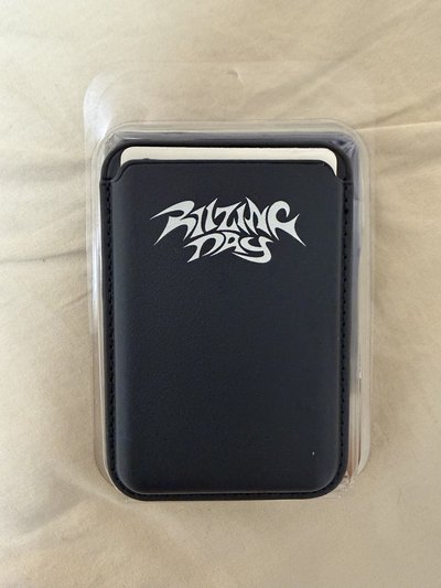 Riizing Day fancon 貴婦禮 磁吸卡包