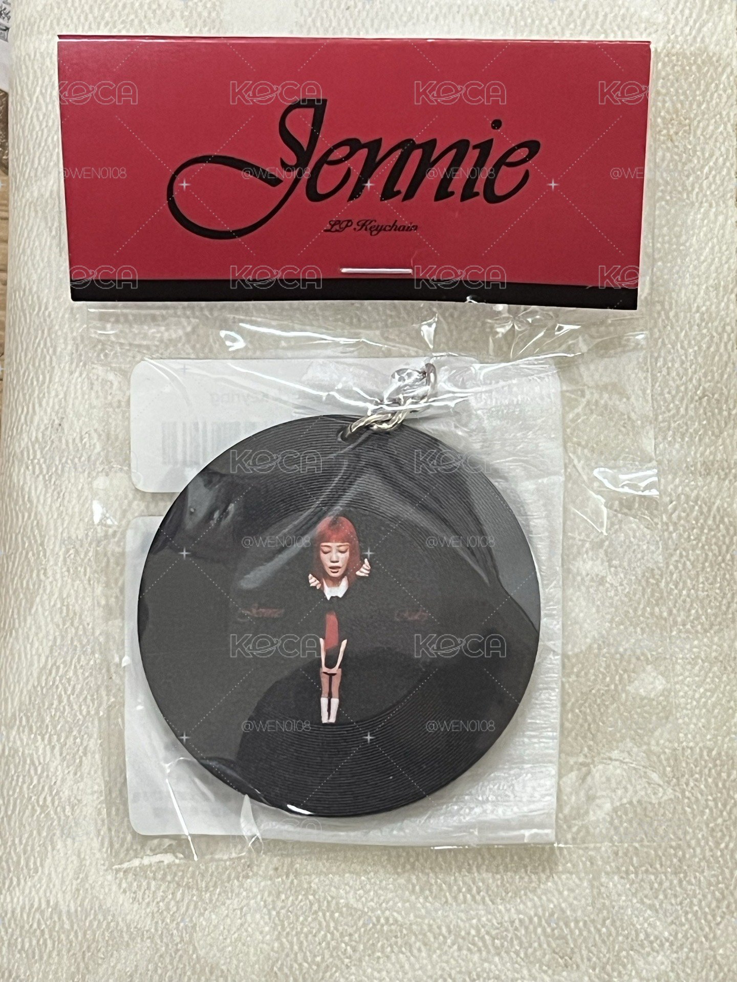 JENNIE x Complex 黑膠鑰匙圈吊飾(黑）