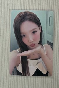 娜yzy2.0合影卡
