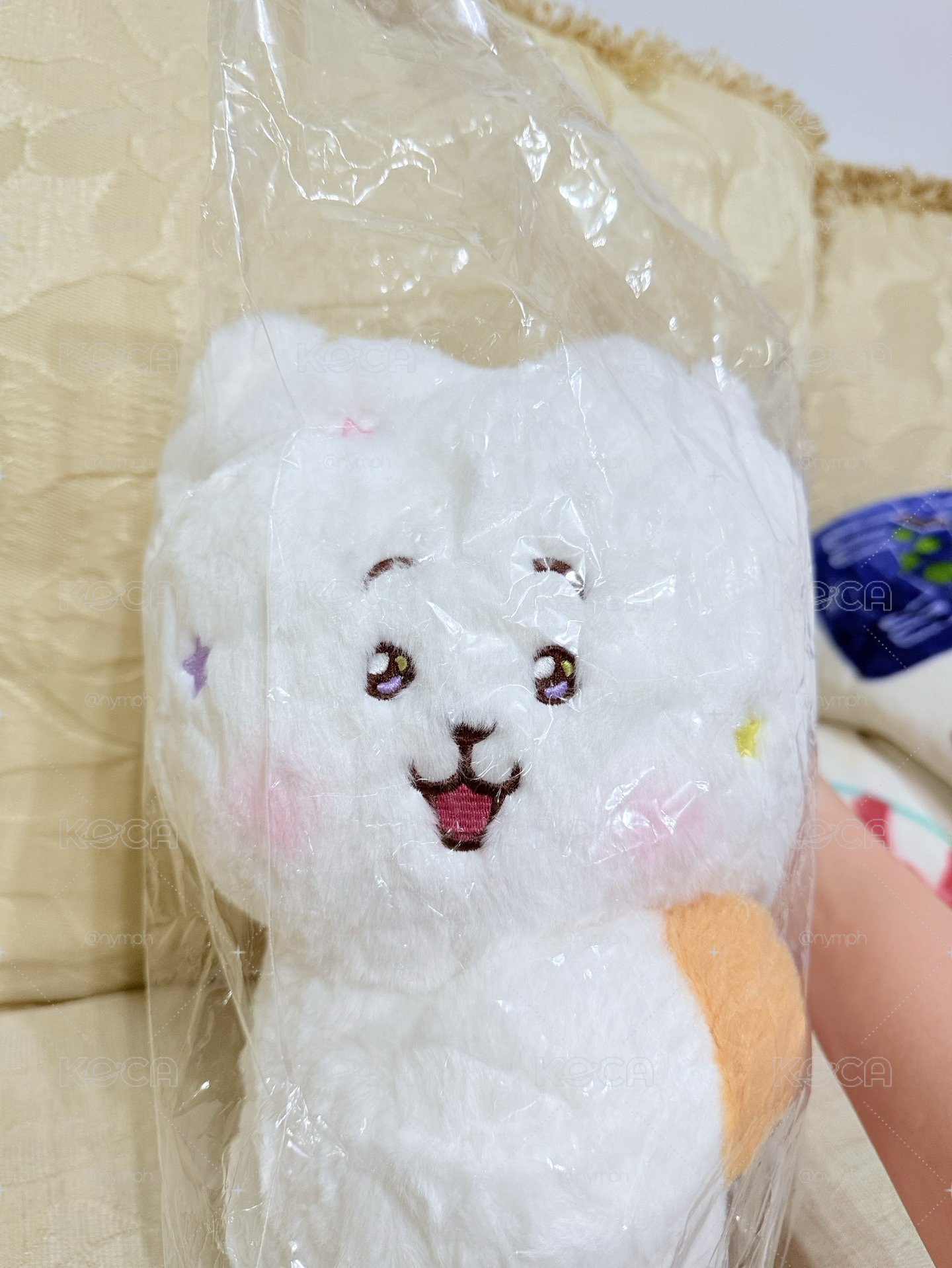 Jin抱抱娃