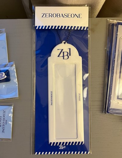 ZB1人生四格卡套