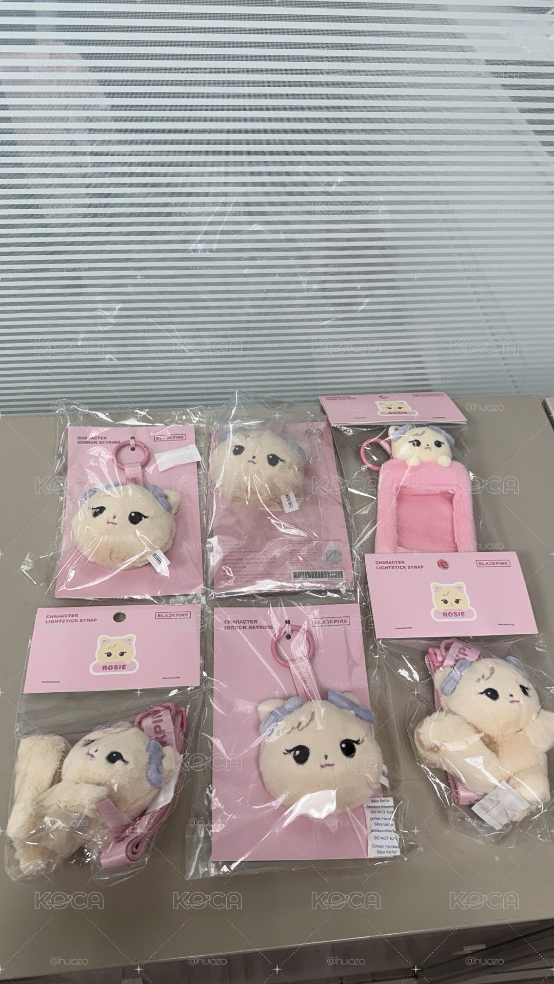 ［全新現貨］BLACKPINK DEADLIBE周邊 搖滾娃 長腿娃 高陽娃 大頭鏡子 大頭徽章 卡冊 卡套 手燈揹帶